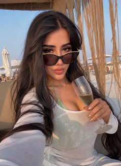 Som🇹🇭 - escort in Abu Dhabi Photo 8 of 8