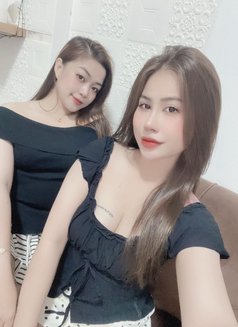 Some Service - puta in Muscat Photo 1 of 6