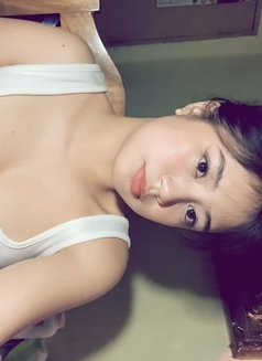 Available anytime - escort in Pasig Photo 3 of 6