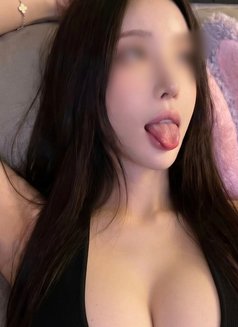 Somi Outcall $200 - escort in Seoul Photo 3 of 5