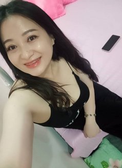 Somi - Masajista in Gurgaon Photo 1 of 2