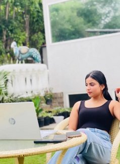 Somia - escort in Pune Photo 8 of 10