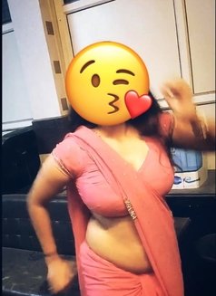 Somika Dass Cam and Real Meet - escort in Gurgaon Photo 1 of 2