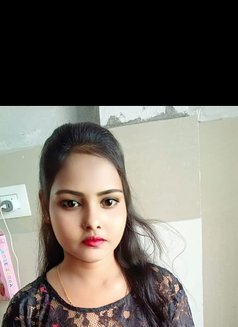 Somiy Singh - escort in Ranchi Photo 2 of 3
