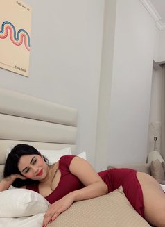 Somiya Independent - escort in Dubai Photo 10 of 13