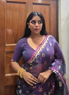 Somya Gowda - escort in Bangalore Photo 2 of 8