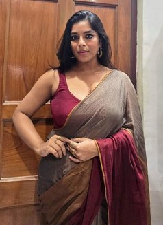 Somya Gowda - escort in Bangalore Photo 3 of 8