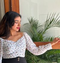 Somya - puta in Bangalore