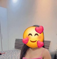 Somya - Intérprete de adultos in Noida