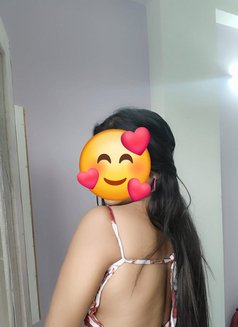 Somya - adult performer in Noida Photo 4 of 4