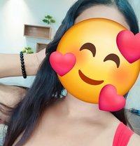 Somya - adult performer in Noida Photo 4 of 4