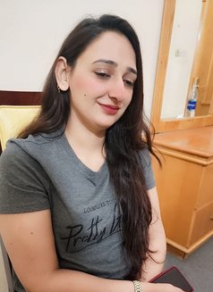 Somya Indian Model - puta in Al Manama Photo 4 of 5