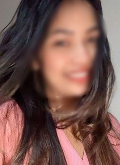 Somya Indipendent cam show & real meet - puta in Hyderabad Photo 1 of 4