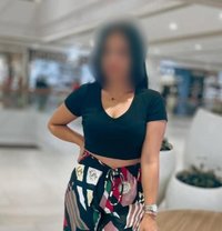 Somya Indipendent cam show & real meet - puta in Hyderabad
