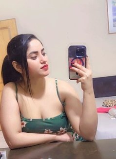 Somya Model - escort in Dubai Photo 3 of 4