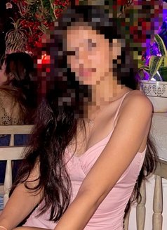 Somya (Real Meet and Live Session) - adult performer in Chennai Photo 4 of 4
