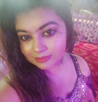Somya (Real Meet and Live Session) - puta in Kochi