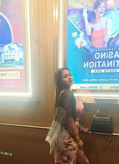 Somya Reddy - Male escort in New Delhi Photo 2 of 3