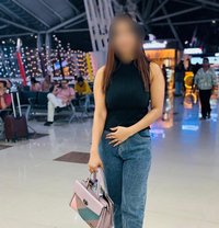 Somya Indipendent cam show & real meet - puta in Hyderabad