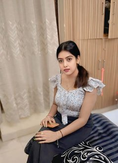 Somya the Smiling Girl Independent - escort in Gurgaon Photo 1 of 5