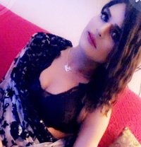 SONA 9INCHCOCK - Transsexual escort in New Delhi