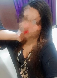 Sona Blowjob expert 25yrs Independent - puta in Mumbai Photo 5 of 8