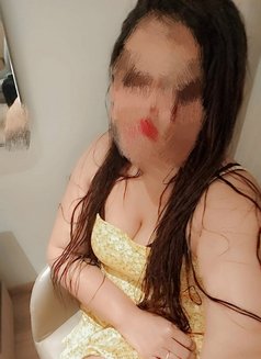 Sona Blowjob expert 25yrs Independent - puta in Mumbai Photo 6 of 8