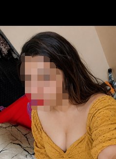 Sona Blowjob Expert 26yrs Independent - puta in Mumbai Photo 14 of 15