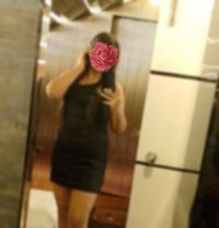 Sona Cam Show and Real Meet - escort in Bangalore