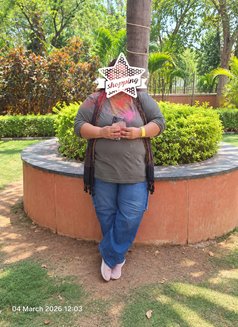 Sona - adult performer in Bangalore Photo 1 of 3