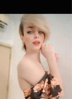 Sona - Transsexual escort in Erbil Photo 1 of 6