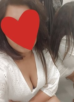 Sona, Blowjob expert. 25yrs Independent - puta in Mumbai Photo 3 of 5