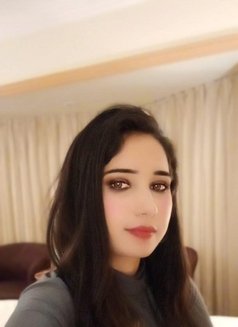 Sona - escort in Mumbai Photo 1 of 6