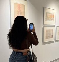 Sona - escort in New Delhi