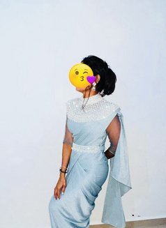 Sona - escort in Pune Photo 8 of 9