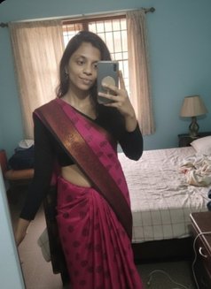 Sona - escort in Pune Photo 2 of 3