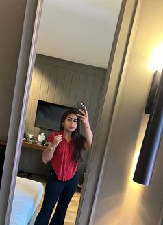 Sona - escort in Bali Photo 6 of 10