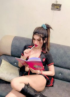 Sona Pari - Acompañantes transexual in Hyderabad Photo 9 of 9