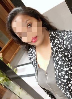 Sonakshi Independent Housewife - escort in Pune Photo 2 of 4