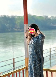 Sonakshi - escort in Chandigarh Photo 4 of 4