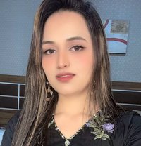 Sonakshi Indian Model 100% - puta in Dubai
