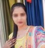 Sonal Cam and real meet - escort in Noida Photo 5 of 7