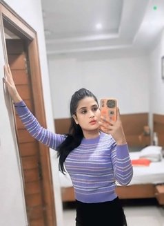 SONAL JAIN ONLY HIGH PROFILE ESCORTS - puta in Indore Photo 2 of 5