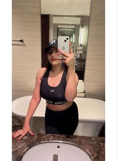 Sonal Keer - escort in Bangalore Photo 2 of 3