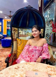 Sonal Keer - puta in Chennai Photo 2 of 3