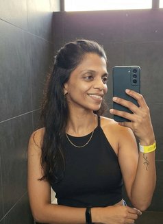 Sonali Anal Queen - puta in Pune Photo 9 of 9