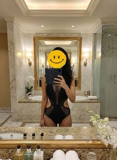 Sonali Cam Session Realmeet - escort in Mumbai Photo 13 of 20