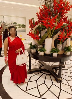 Sonali Ghosh - escort in Kolkata Photo 19 of 27
