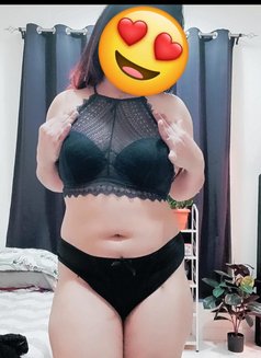 sonali independent - escort in Dubai Photo 16 of 17