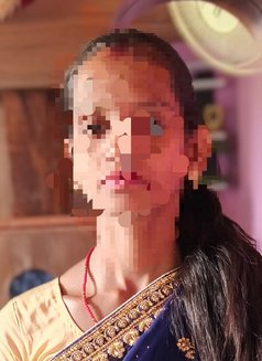 Sonali - escort in Bangalore Photo 1 of 1